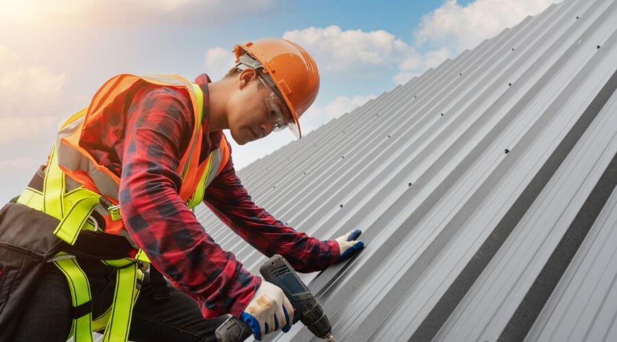 GAF certified roofer in Powers, MI